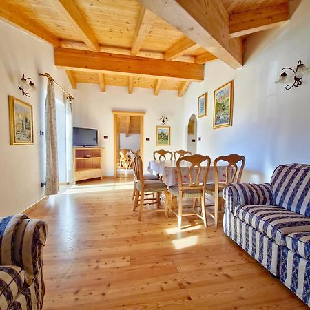 Appartamenti Pollam By Ama Val Di Fassa Pozza di Fassa Bagian luar foto